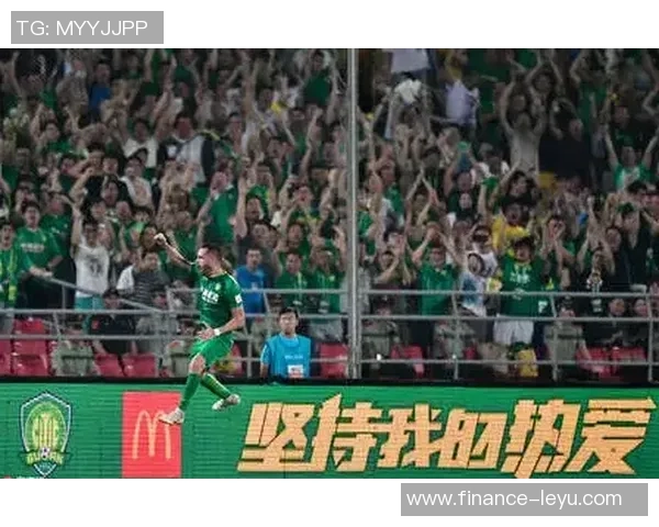 提升足球联赛上座率的策略与影响分析探讨