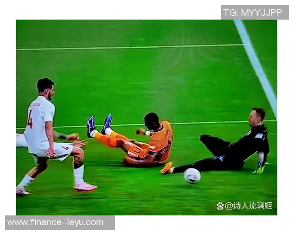 踢足球的男人展现出的性格特征与生活态度分析